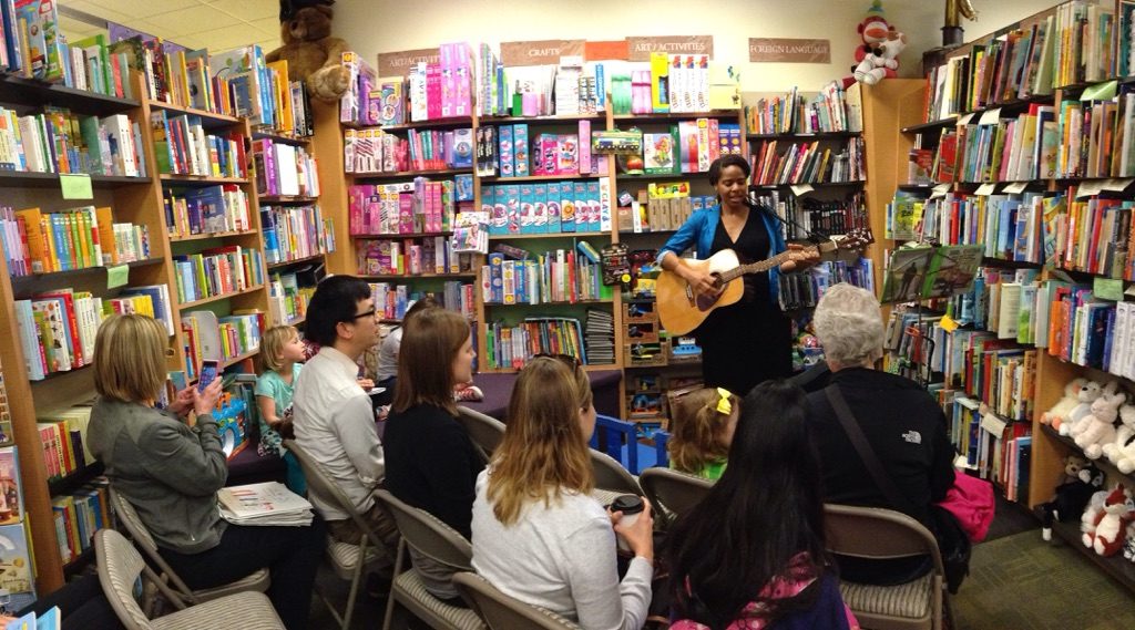 Lashon performs for rapt listeners